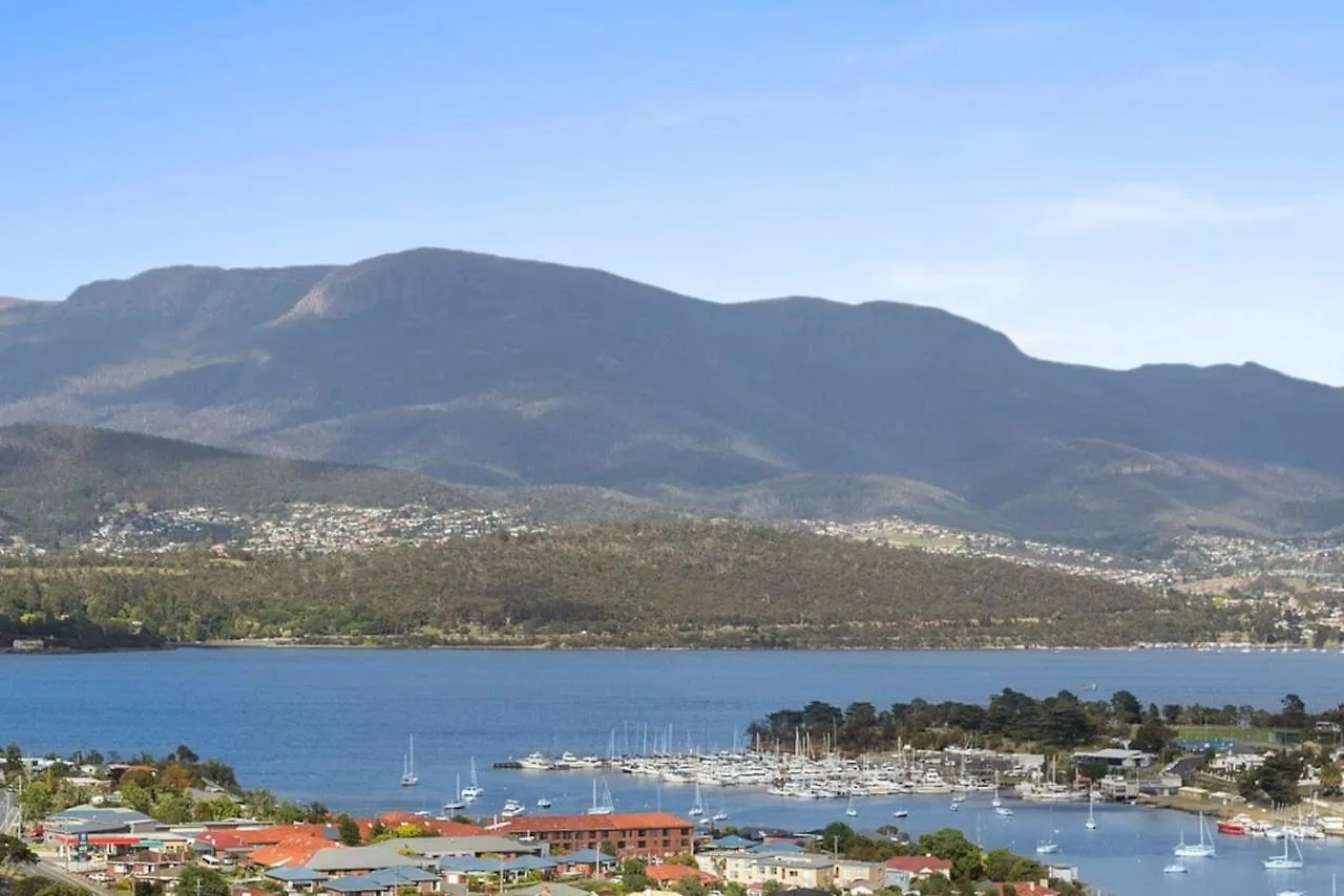 Prázdninový dům Eastern Shore Escape - Panoramic Modern Comforts Hobart